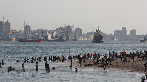 Luanda: Poverty vs Development. Photo by mp3ief on Flickr (CC BY-NC-SA 2.0)
