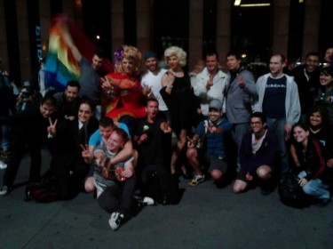 Comemoração da lei que aprova o casamento homossexual na Av Paulista. Twitpic de @Gui_5 