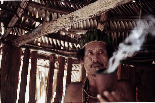 Shaman in a Pataxó indigenous tribe in Bahia. Photo by Flickr user Mario Niveo (CC BY-NC-ND 2.0)