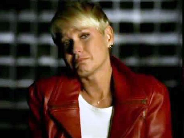 Screenshot of Xuxa in a dramatic moment of the interview