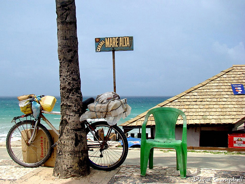 A bike in the neighborhood of Piatã, Salvador, Bahia. Photo by DavidCampbell_ no Flickr (CC BY-NC 2.0)