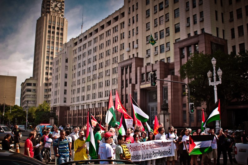 Ato/Campanha em Solidariedade ao Povo Palestino no Rio de Janeiro. Foto: Mídia Ninja/Flickr  CC BY-NC-SA 2.0
