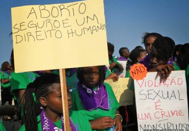 Legaliza Aborto, Moçambique. Foto: Rádio Moçambique, reprodução autorizada.